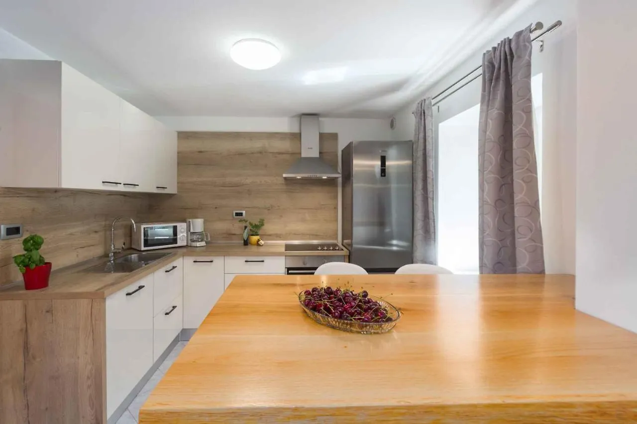 Holiday Home In Porec - Istrien 43261