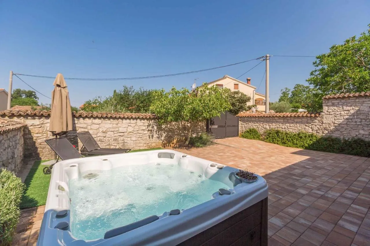 Holiday Home In Porec - Istrien 43261 0*,  Kroatien